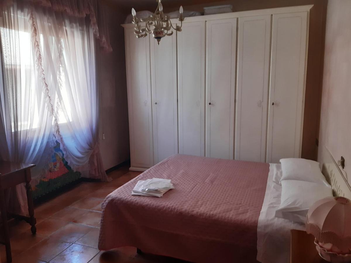 לינה וארוחת בוקר ל'אקווילה Casa Guerrino מראה חיצוני תמונה