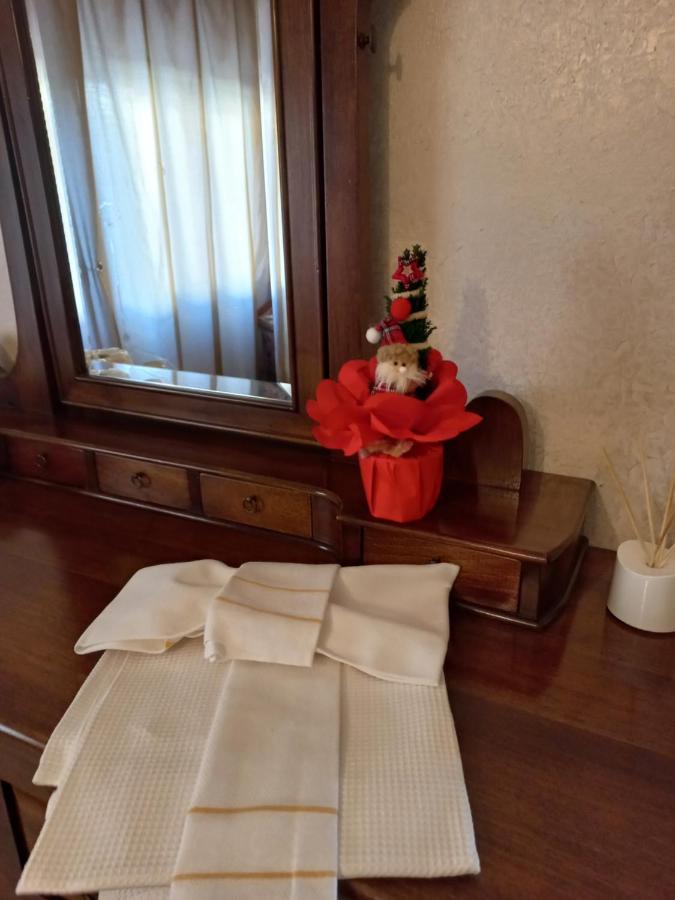 לינה וארוחת בוקר ל'אקווילה Casa Guerrino מראה חיצוני תמונה