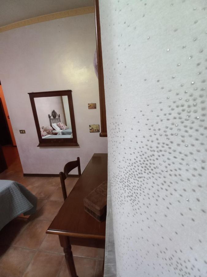 לינה וארוחת בוקר ל'אקווילה Casa Guerrino מראה חיצוני תמונה